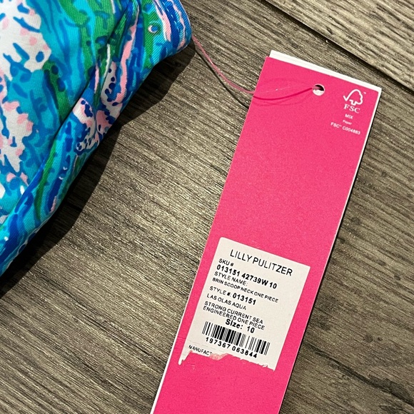 NWT Lilly Pulitzer Brin Scoop Neck One Piece Swimsuit - Las Olas Aqua - Picture 16 of 16